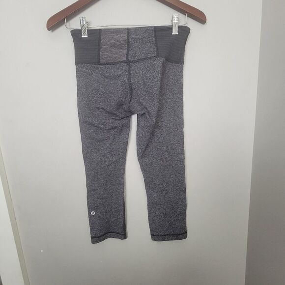 Lululemon Wunder Under Crop Heathered Herringbone Black size 4 - Picture 2 of 4